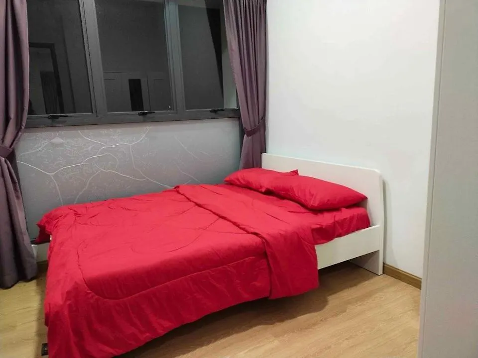 Rainbow Homestay Johor Bahru Apartment